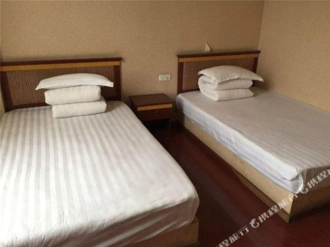 Taihui Business Hostel