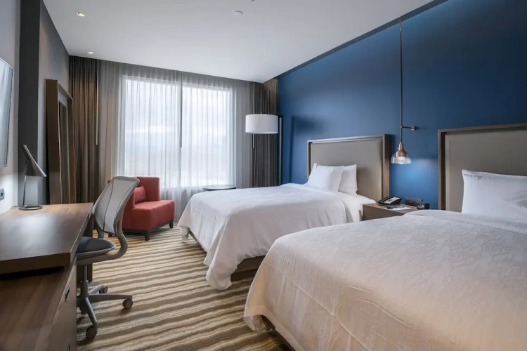 Quadruple room