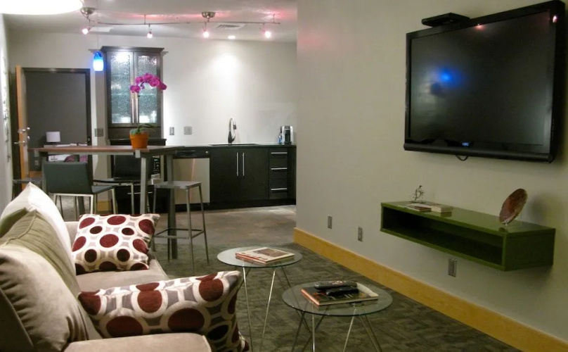 Suites at 118 - Bloomington