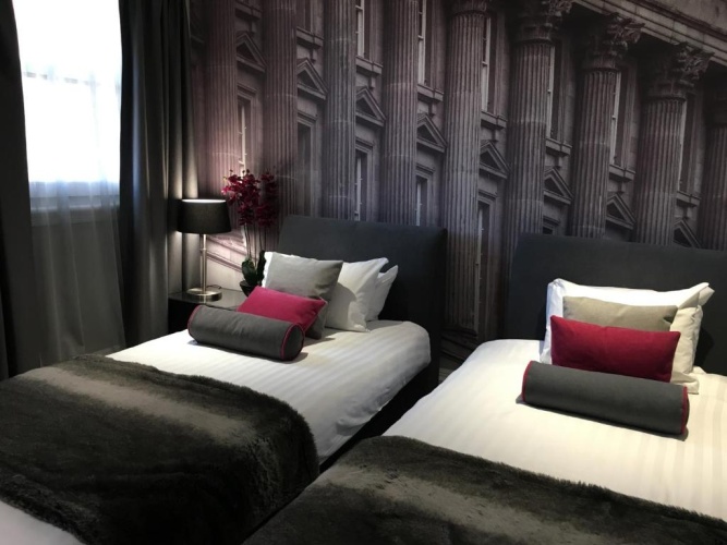 Standard Twin room