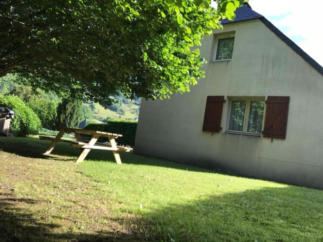 3 Bedrooms Chalet