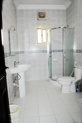 Al Drees Aparthotel