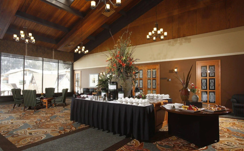 Banff Park Lodge photo 20
