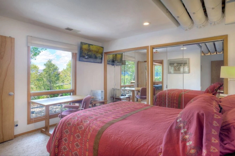 Valley View Retreat