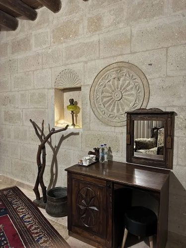 Midland Cave Suites