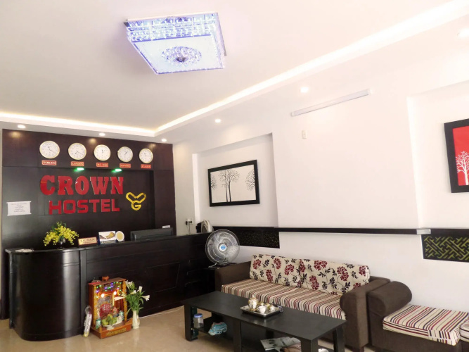 Crown Hotel