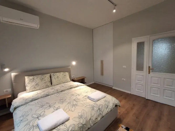 AR Hotel