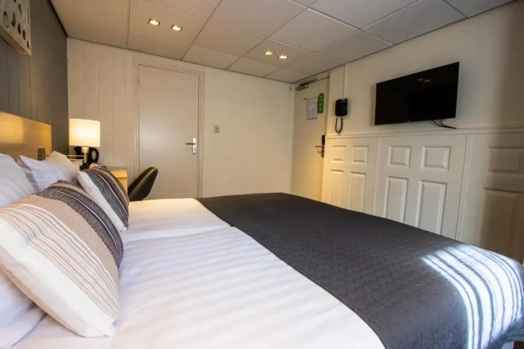 Economy Twin room