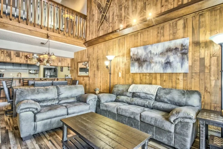 3 Bedrooms Apartment
