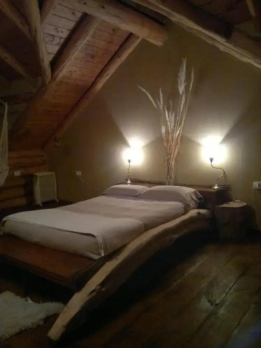 Fabula Lake House