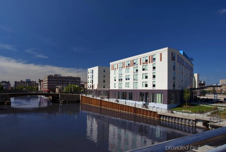 Aloft Milwaukee Downtown photo 21