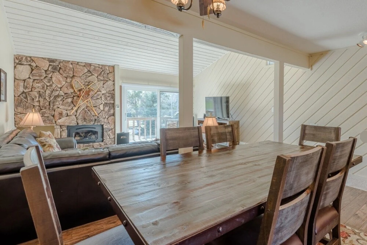 Ridge Condominiums 2672 by RedAwning