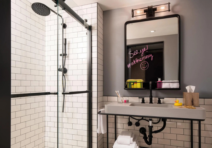 Moxy Seattle Downtown photo 10