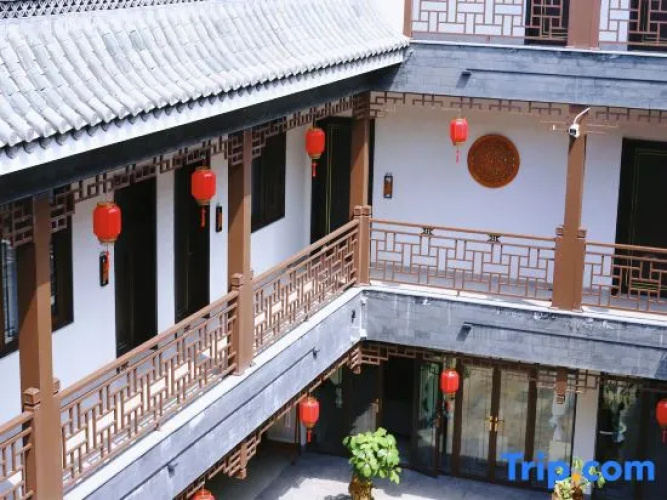 Mille Wu'erheyuan Hotel