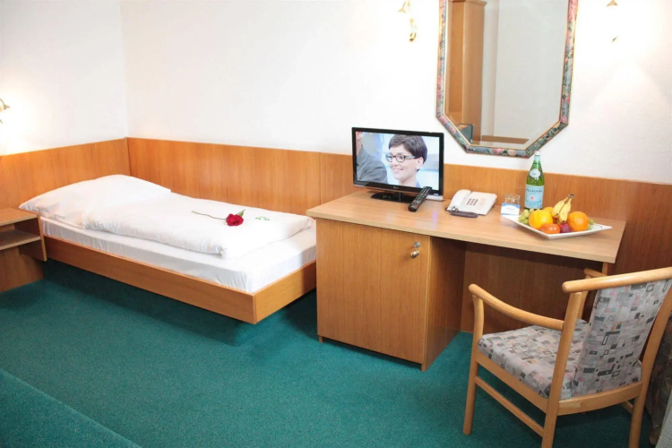 Mainbogen Hotel