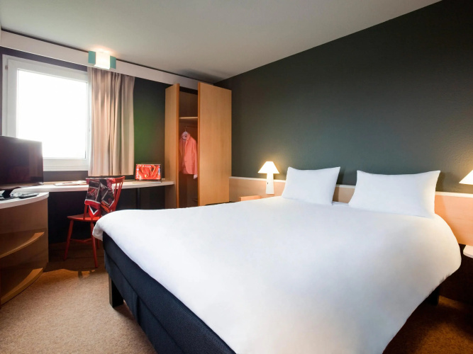 Ibis Provins