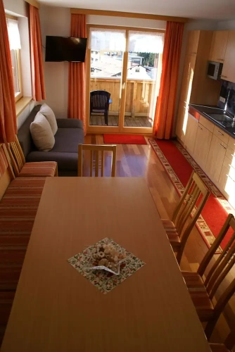 3 Bedrooms Apartment with mountain view
