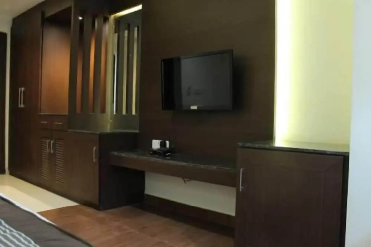 Hotel Opulence