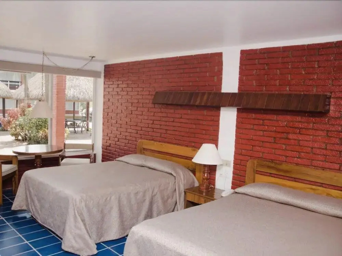 Hotel Plaza Palmas