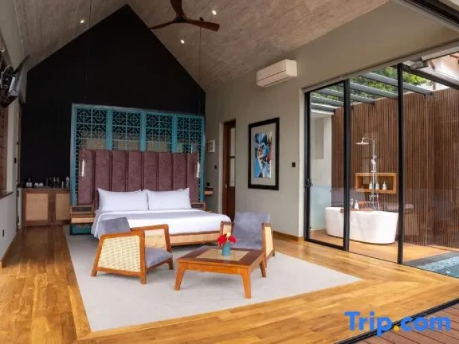 Presidential Suite with mountain view