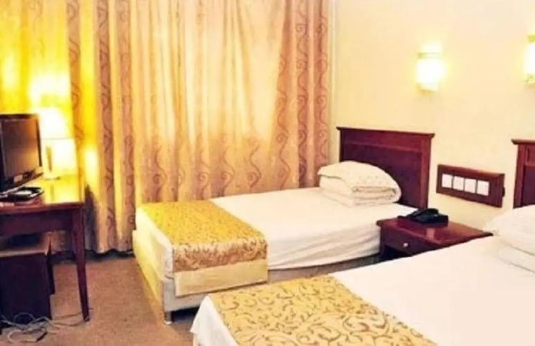 Yaqi Business Hotel