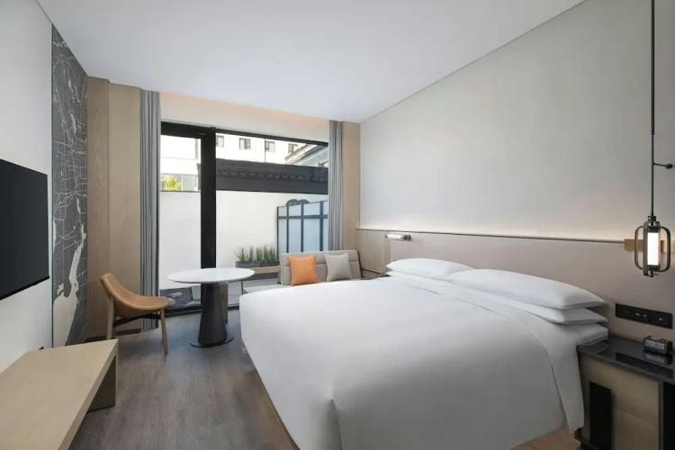 Standard Double room with garden view
