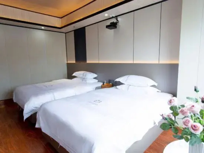 Mancheng Boutique Hotel