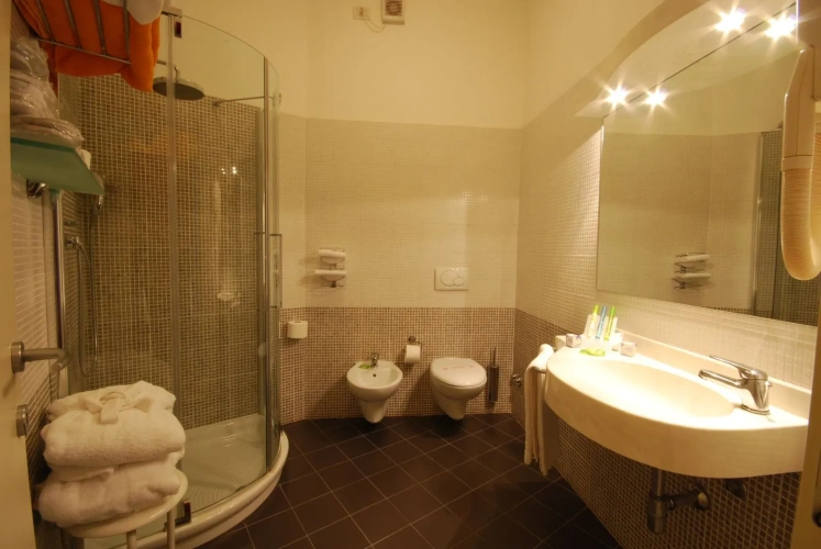 Standard Triple room with balcony