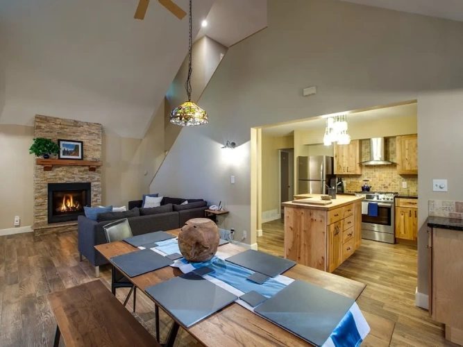 4 Bedrooms Villa