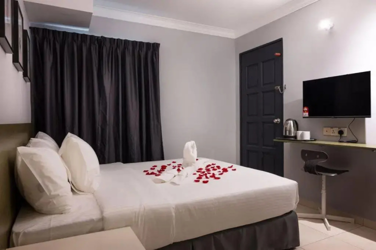 # Hotel
