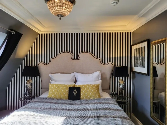 Deluxe Single room with view