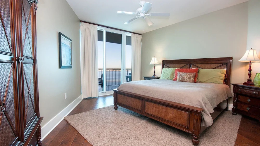 Tranquil Condo With Wraparound Balcony - Unit Crc1002