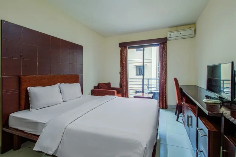 Standard room with balcony