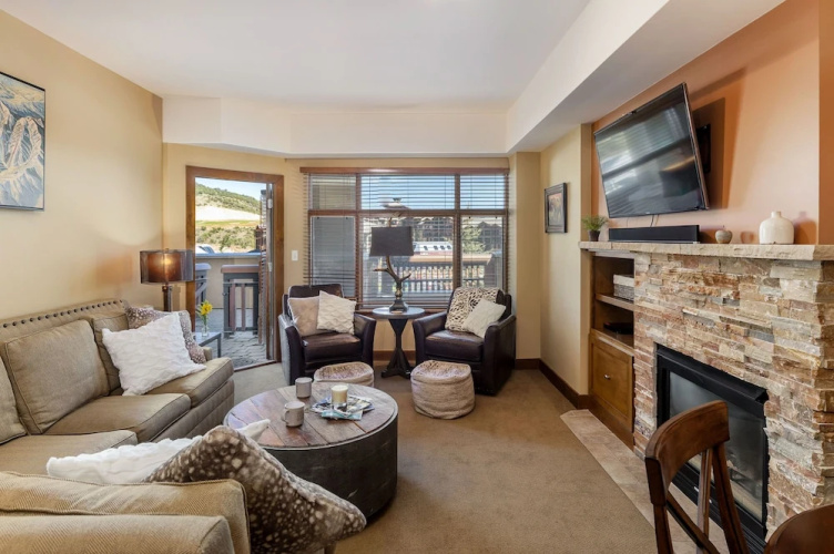 Sun Queen Suite