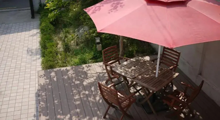 Time Guesthouse