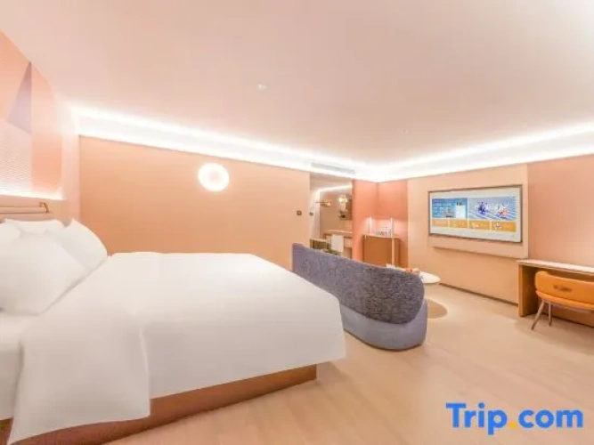 Standard Double room with city view
