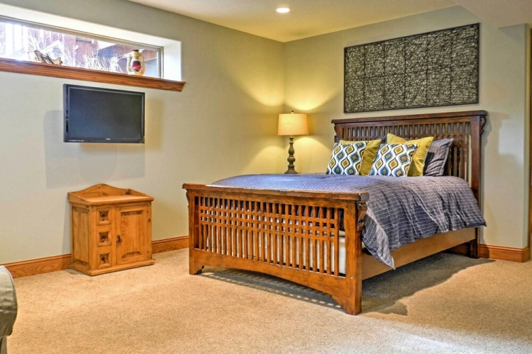 3 Bedrooms Apartment
