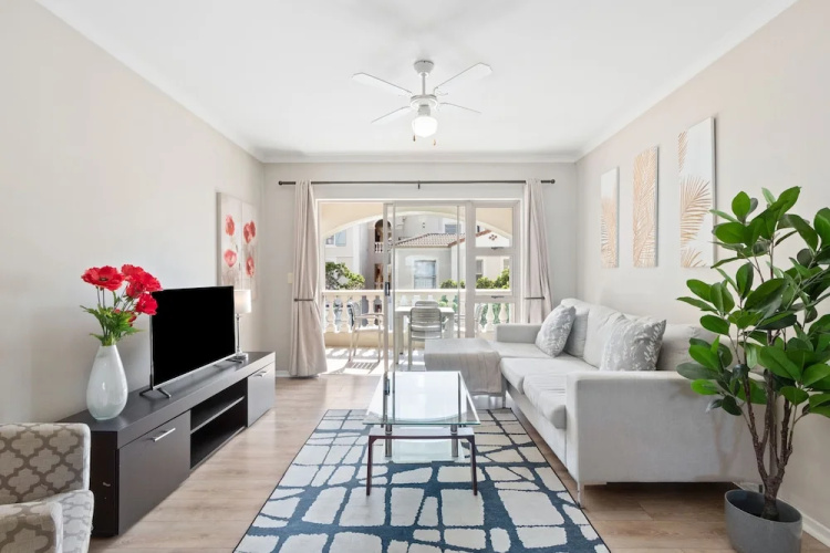 Bougain Villa CB206