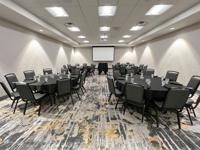 Crowne Plaza Kearney photo 22