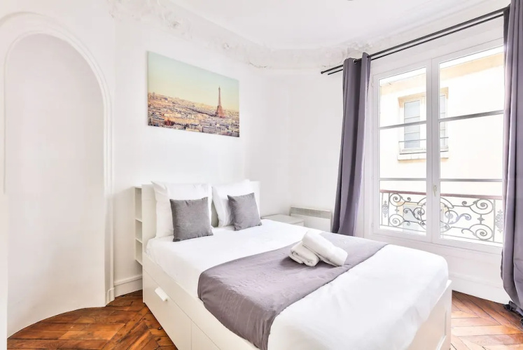 84 - Classy Flat Reaumur Montorgueil 4D