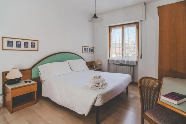 Economy Triple room