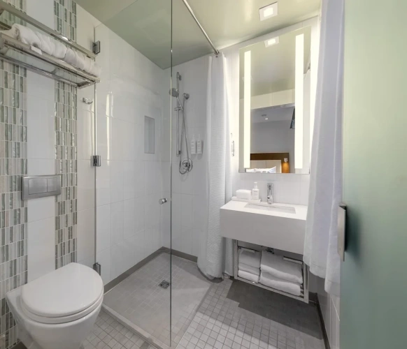 Standard Quadruple room with garden view