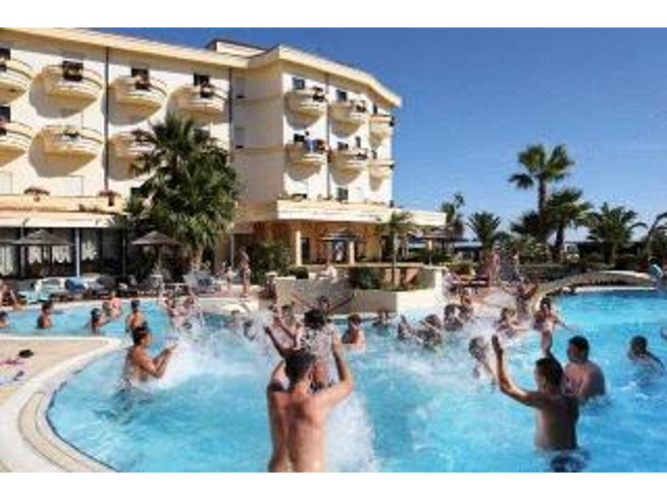 Sunshine Club Hotel & Beauty photo 17