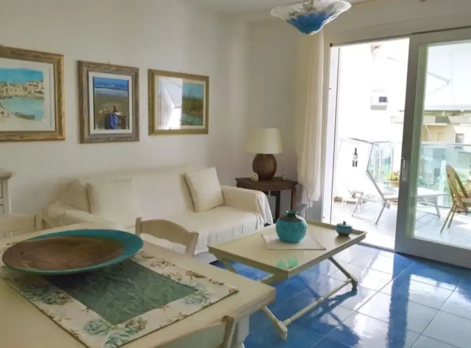 Oltremare apartment with large veranda for 6 people