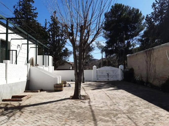 1 Bedroom Cottage