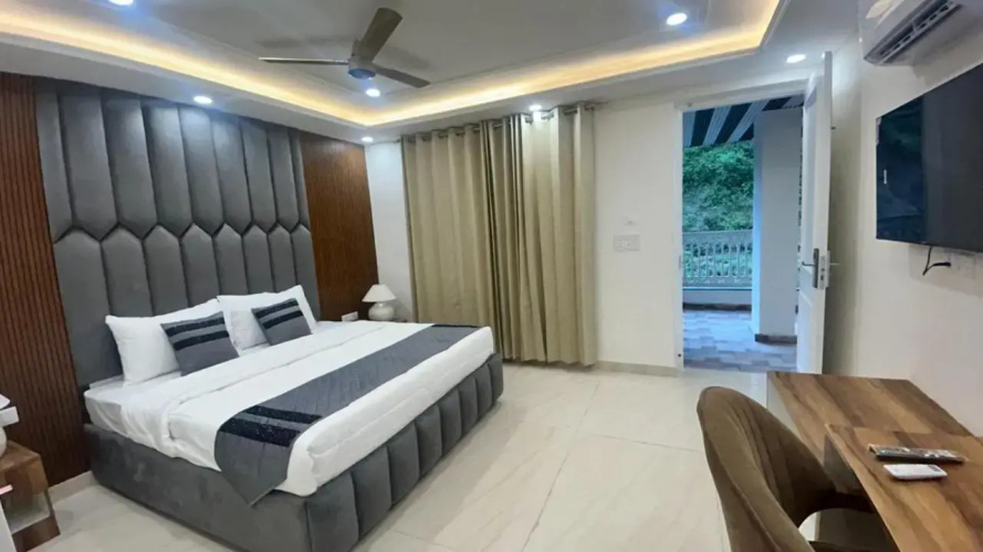 Refined Retreat Dehradun