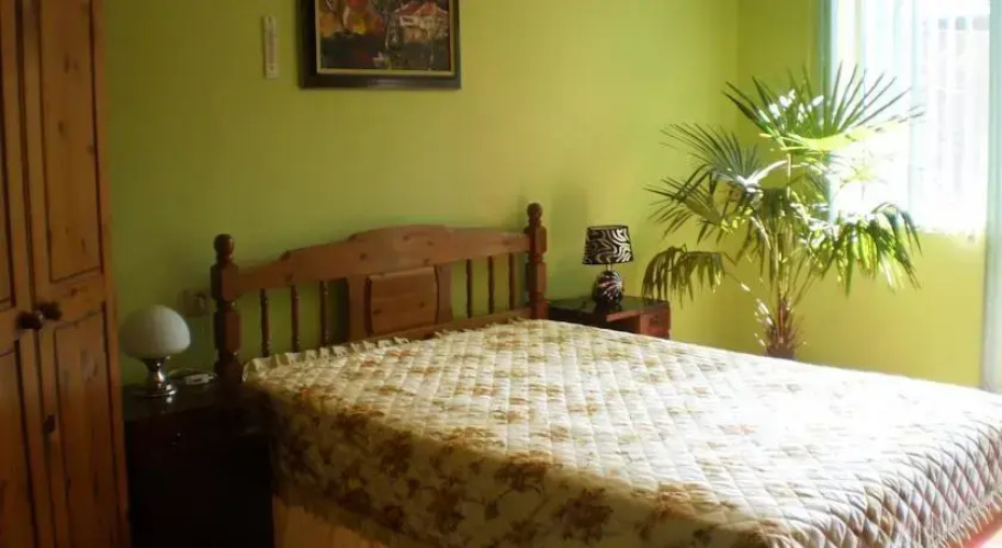 Vesi Guest House