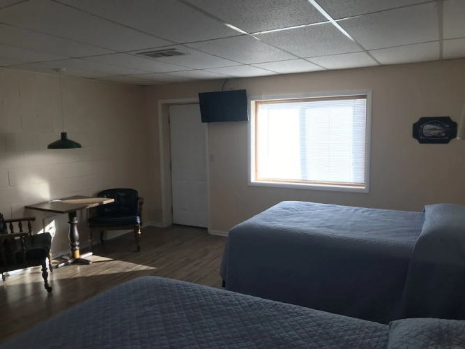Riverview Inn