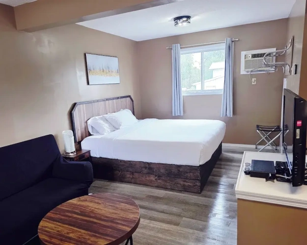 Double Basement Suite