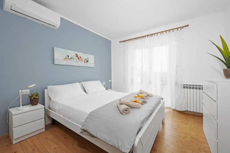 Apartment Delton